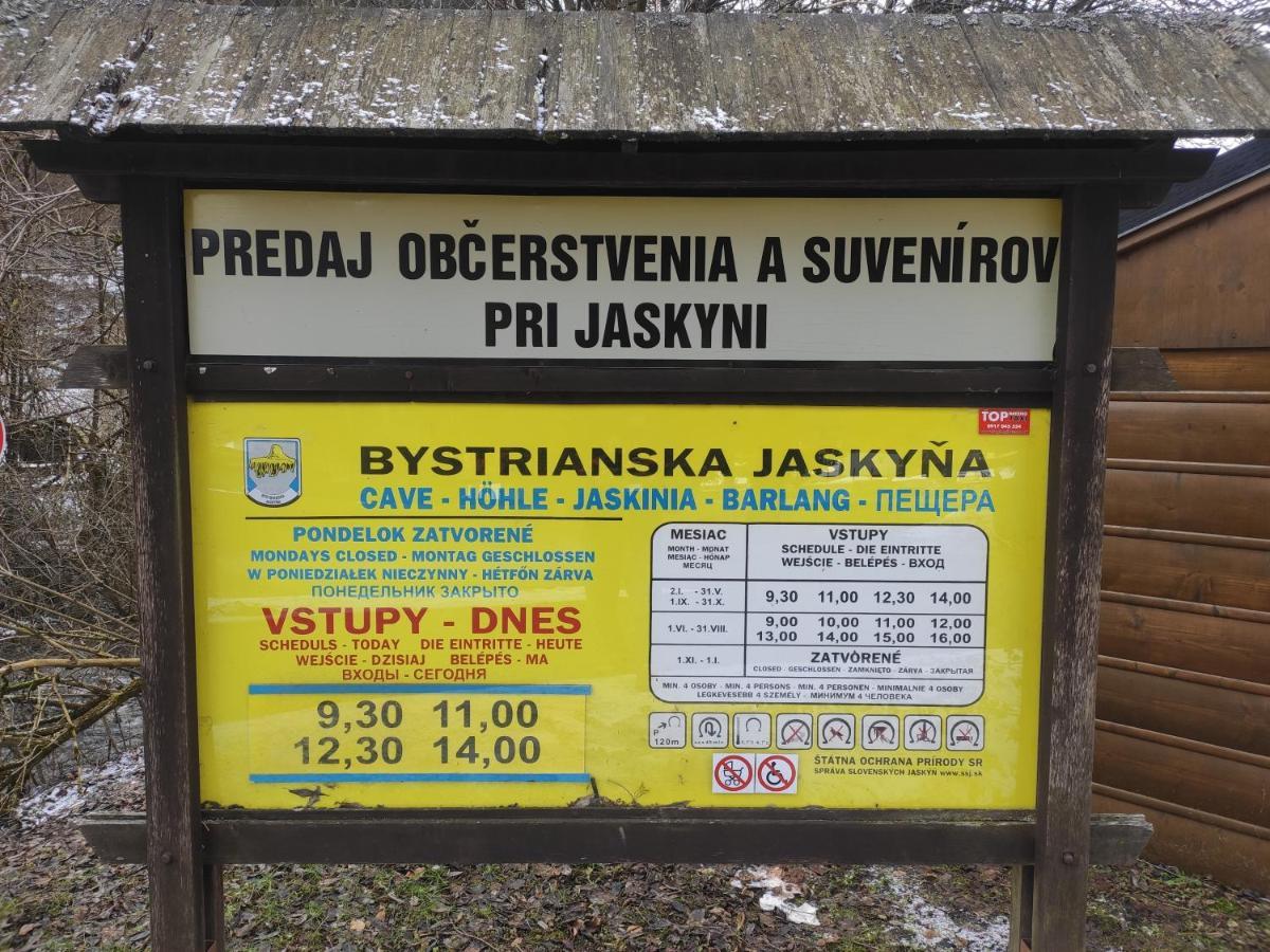 Apartmany Pri Jaskyni - Bystrá エクステリア 写真