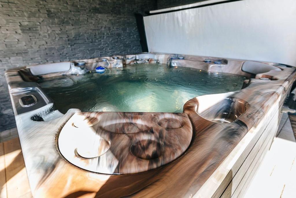 Apartmany Pri Jaskyni - Bystrá エクステリア 写真