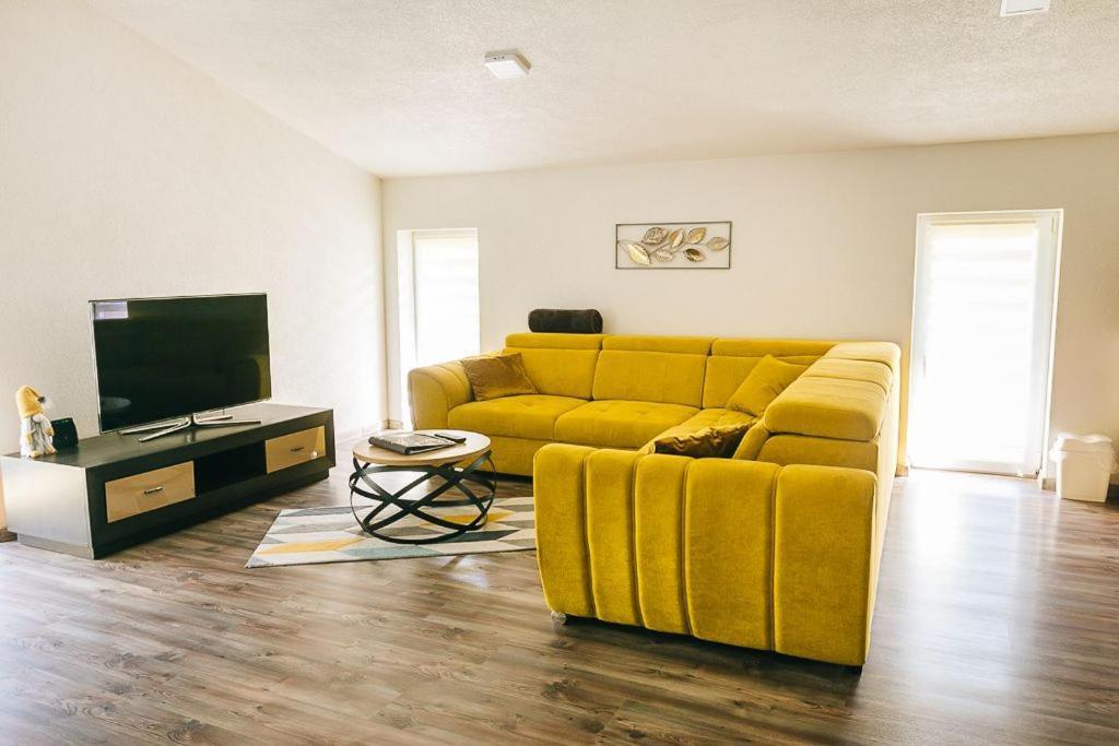 Apartmany Pri Jaskyni - Bystrá エクステリア 写真